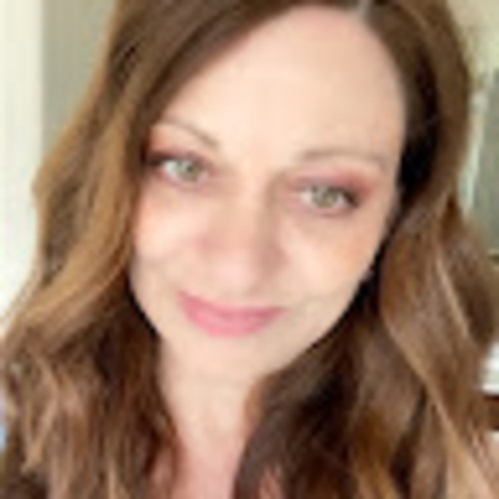 Meet your Posher, Daniela